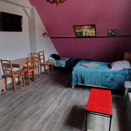 Les 3 chambres de LYLY situées a Brou Exterior foto