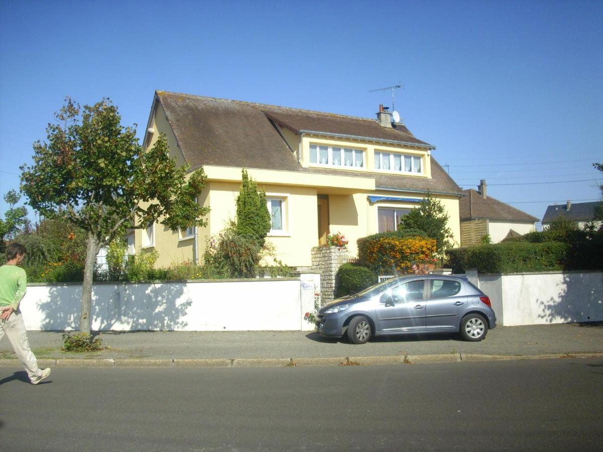 Les 3 chambres de LYLY situées a Brou Exterior foto