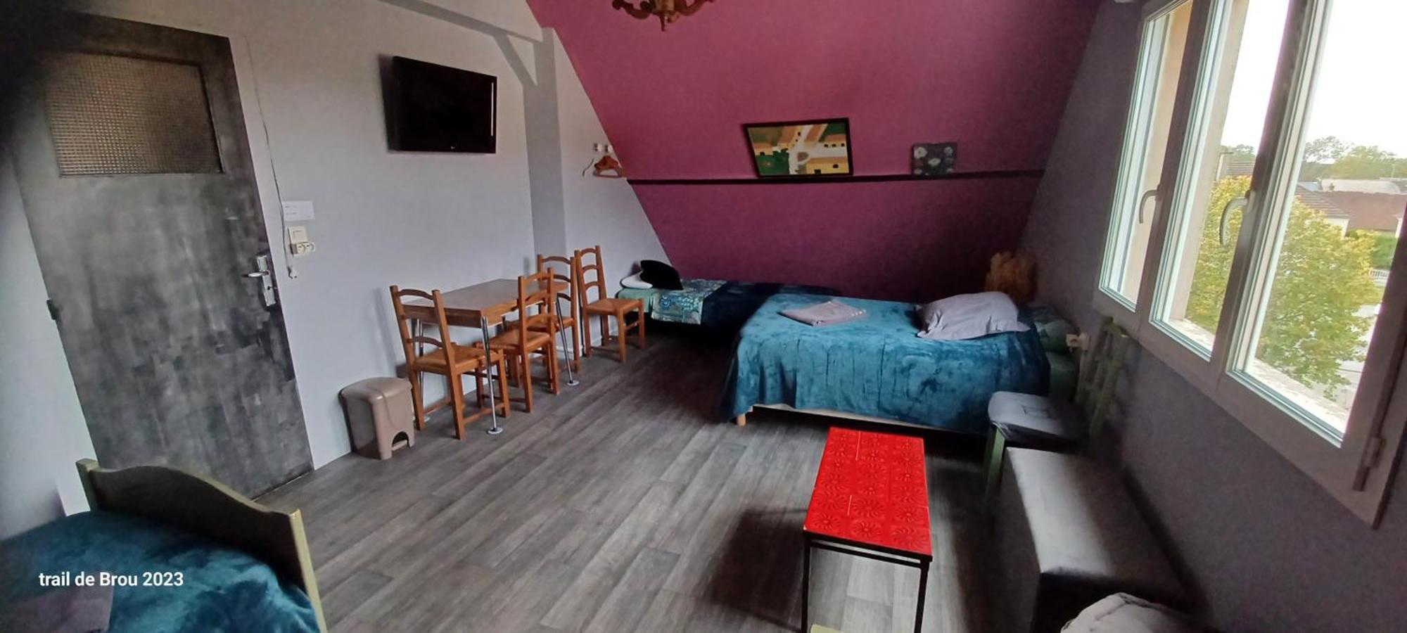 Les 3 chambres de LYLY situées a Brou Exterior foto