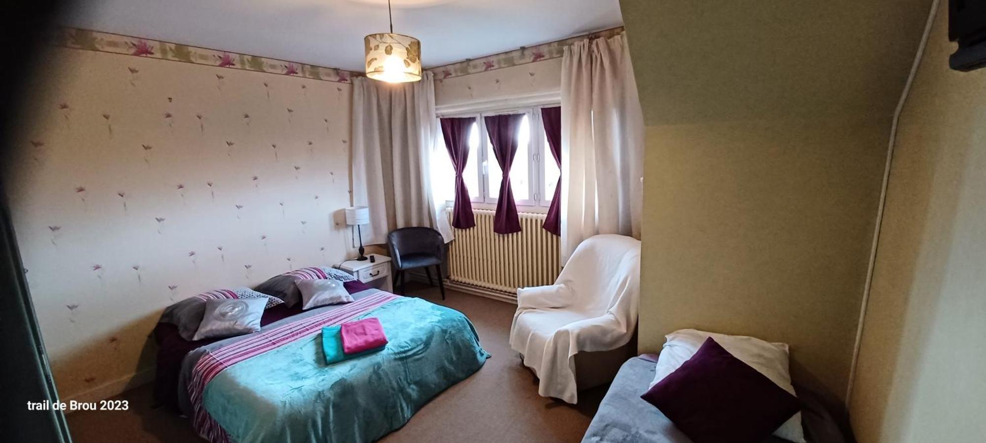 Les 3 chambres de LYLY situées a Brou Exterior foto